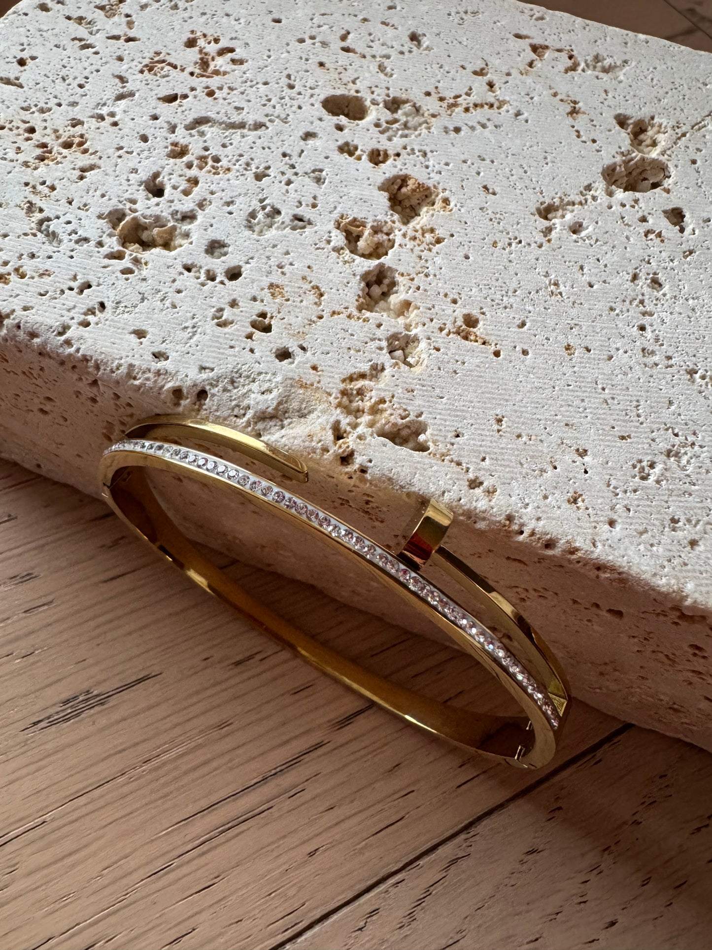 Bracciale Sammy  con apertura laterale - oro