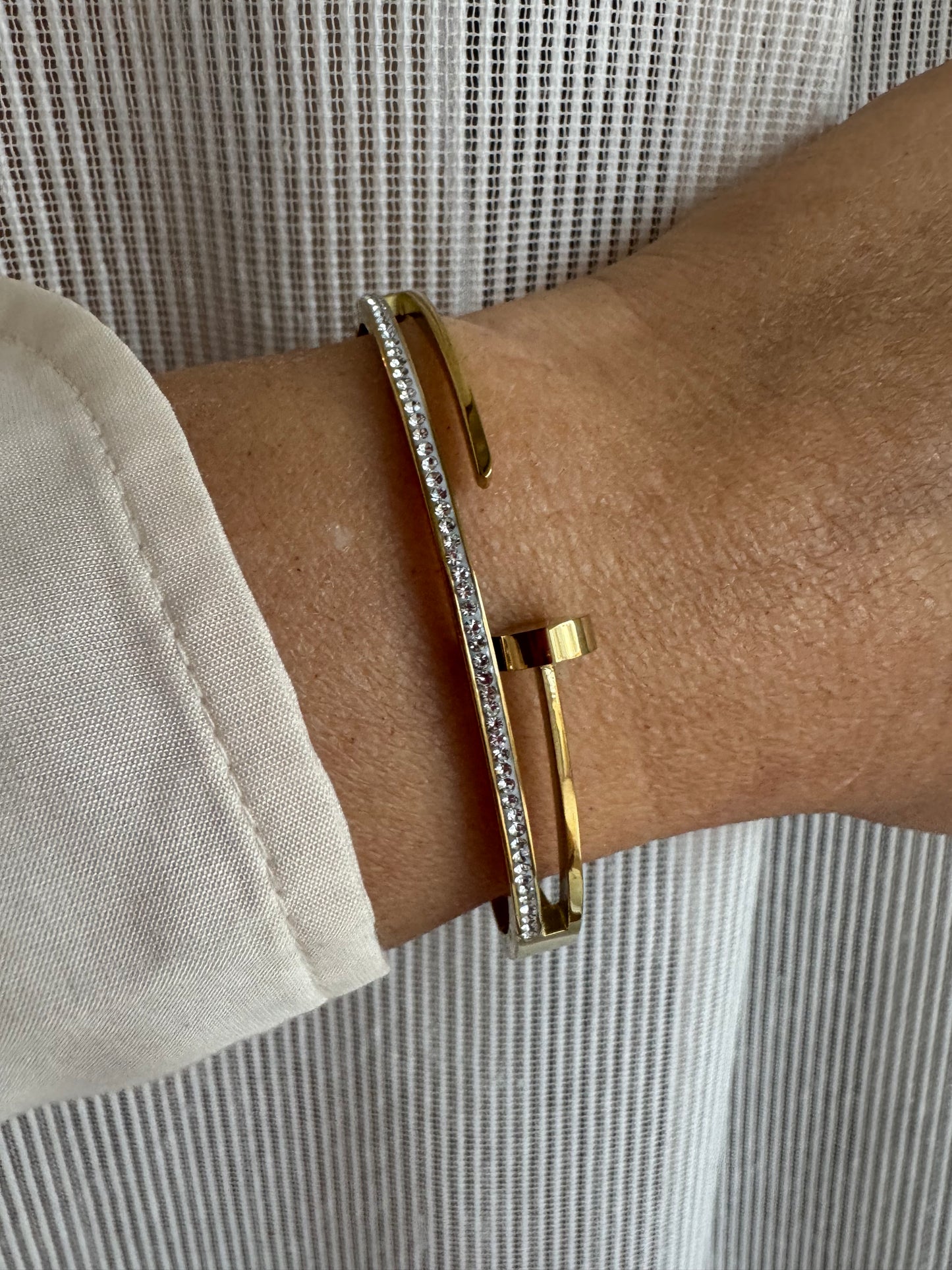 Bracciale Sammy  con apertura laterale - oro