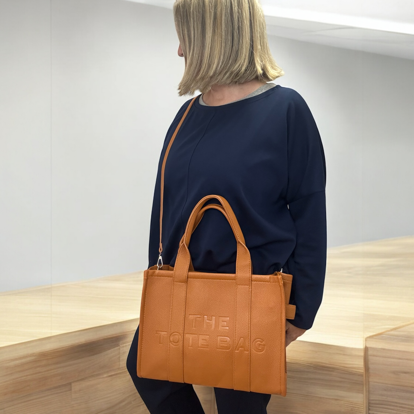 Borsa a mano in simil pelle- TOTE- cuoio